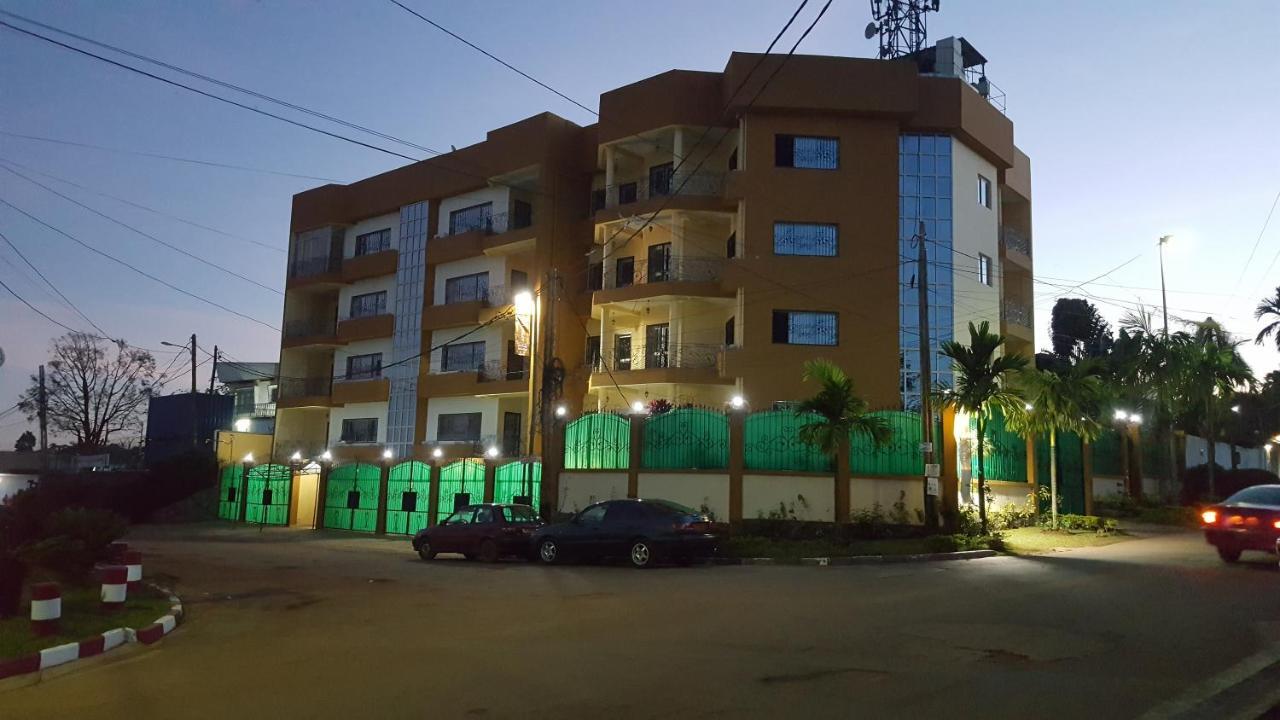 Residences Hotelieres Micheline Et Emile Bastos Yaoundé Dış mekan fotoğraf