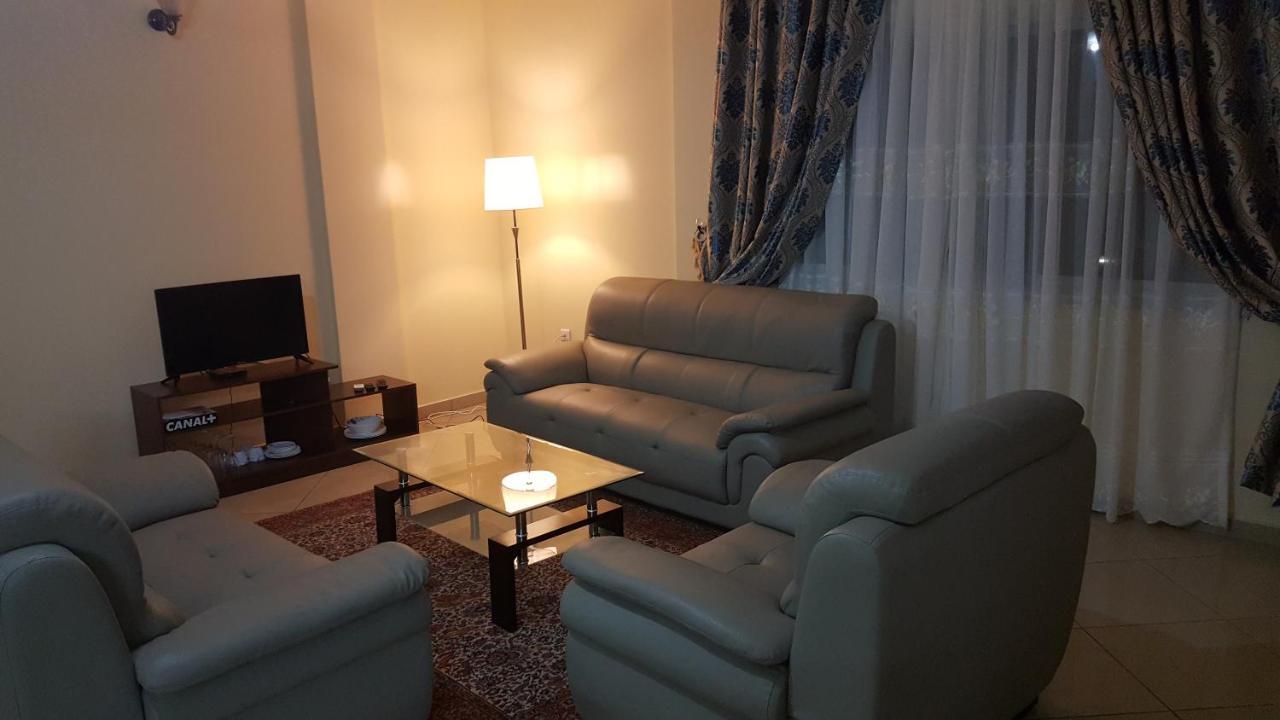 Residences Hotelieres Micheline Et Emile Bastos Yaoundé Dış mekan fotoğraf