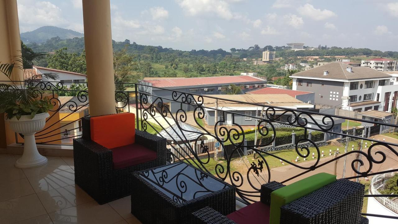 Residences Hotelieres Micheline Et Emile Bastos Yaoundé Dış mekan fotoğraf