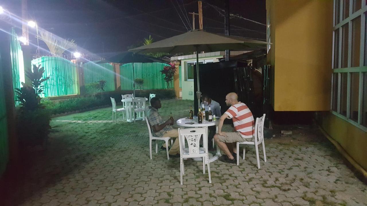 Residences Hotelieres Micheline Et Emile Bastos Yaoundé Dış mekan fotoğraf